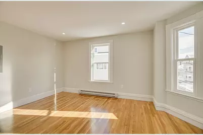 11 Willow Ave #2, Salem, MA 01970 - Photo 6