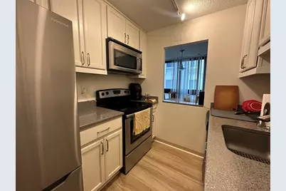 45 Trowbridge #1C, Cambridge, MA 02138 - Photo 26