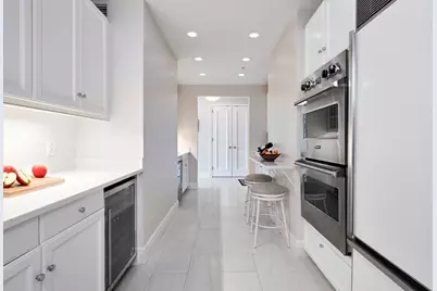 2 Avery #31 A&B, Boston, MA 02111 - Photo 8