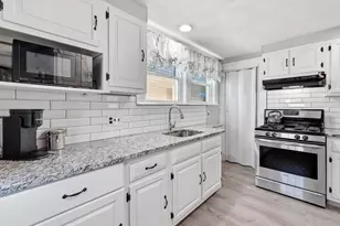 85 Willow Rd, Nahant, MA 01908 - Photo 18