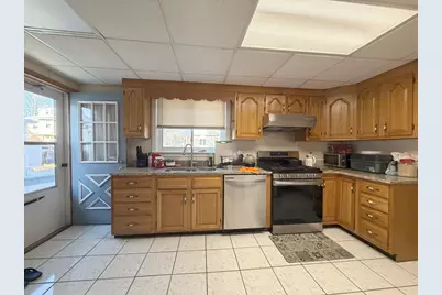 10 W Elm Ave, Quincy, MA 02170 - Photo 6