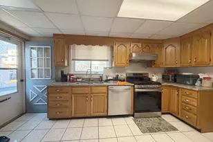 10 W Elm Ave, Quincy, MA 02170 - Photo 6