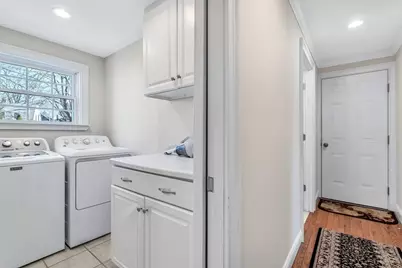 70 Lakeview Ave, Falmouth, MA 02540 - Photo 22