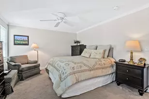 70 Lakeview Ave, Falmouth, MA 02540 - Photo 26