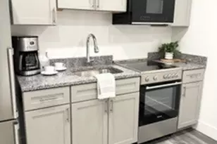 585 Essex St, Lynn, MA 01901 - Photo 2