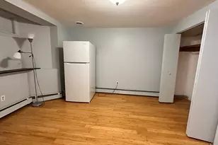 474 E 7th St, Boston, MA 02127 - Photo 8