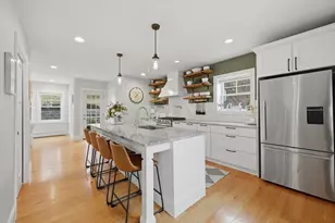 15 Howard St, Newburyport, MA 01950 - Photo 6
