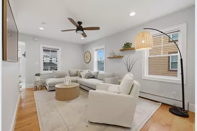 15 Howard St, Newburyport, MA 01950 - Photo 16