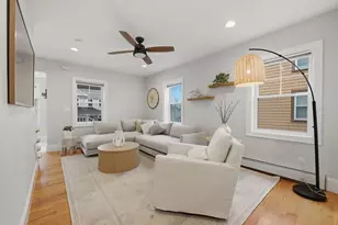 15 Howard St, Newburyport, MA 01950 - Photo 16