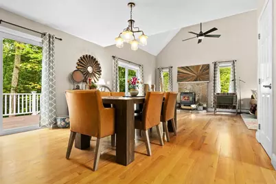 146 Essex Street, Middleton, MA 01949 - Photo 10