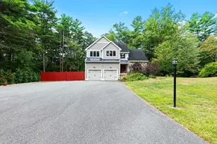 146 Essex St, Middleton, MA 01949 - Photo 2