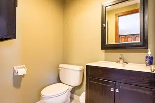 474 E 7th St, Boston, MA 02127 - Photo 10