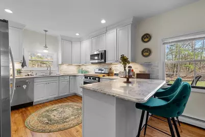 38 Brook St, Georgetown, MA 01833 - Photo 4