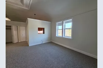 33 Randolph St #10, Abington, MA 02351 - Photo 4