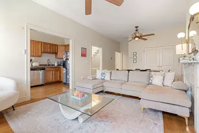70 Rutland St #3, Boston, MA 02118 - Photo 6