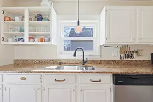 74 Kendall Ave, Framingham, MA 01702 - Photo 14