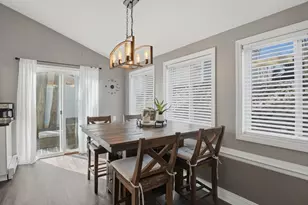 5 Pineland Ave, Worcester, MA 01604 - Photo 10