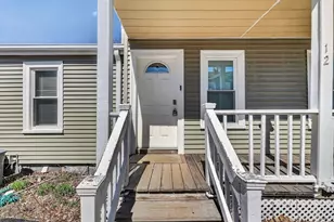 12 Cottage Pl, Boston, MA 02136 - Photo 20