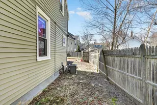 12 Cottage Pl, Boston, MA 02136 - Photo 16