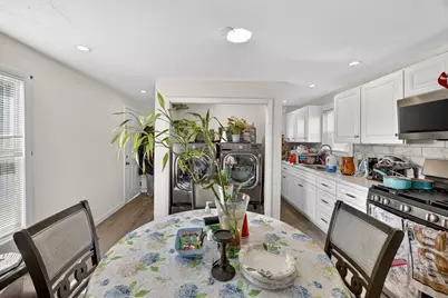 12 Cottage Pl, Boston, MA 02136 - Photo 6