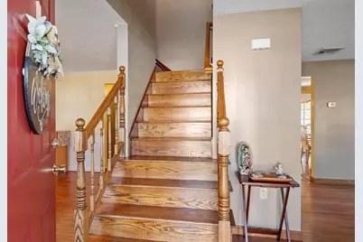 97 Bernice Ave, Leominster, MA 01453 - Photo 22