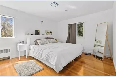 608 Beacon St, Newton, MA 02459 - Photo 6