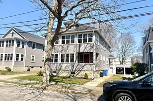 6 Walnut St, Wakefield, MA 01880 - Photo 2