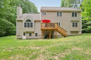 320 Lincoln Cir, Northbridge, MA 01534 - Photo 40