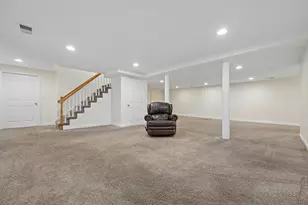 320 Lincoln Cir, Northbridge, MA 01534 - Photo 36