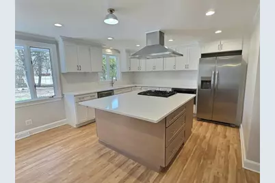 101 Highfields Rd, Abington, MA 02351 - Photo 2