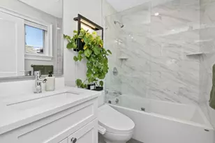 322 Bunker Hill St, Boston, MA 02129 - Photo 16