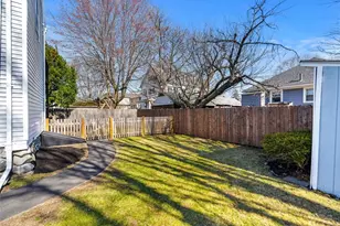 13 Hampshire St, Danvers, MA 01923 - Photo 8