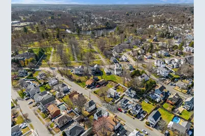 13 Hampshire St, Danvers, MA 01923 - Photo 16