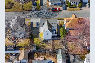 13 Hampshire St, Danvers, MA 01923 - Photo 12