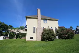 5 Gableview Ln, Southwick, MA 01077 - Photo 8