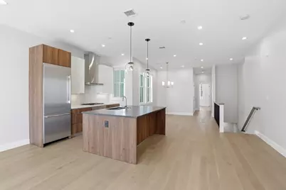 407 E 7th St #2, Boston, MA 02127 - Photo 26