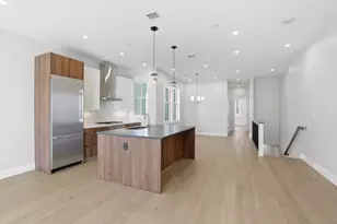 407 E 7th St, Boston, MA 02127 - Photo 26