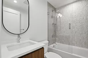 407 E 7th St, Boston, MA 02127 - Photo 16