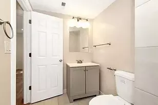 139 River St, Cambridge, MA 02139 - Photo 8