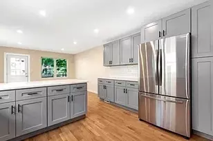 139 River St, Cambridge, MA 02139 - Photo 4