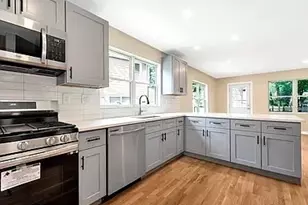 139 River St, Cambridge, MA 02139 - Photo 1