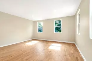 139 River St, Cambridge, MA 02139 - Photo 10