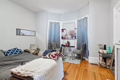 21 Burnap St, Fitchburg, MA 01420 - Photo 6