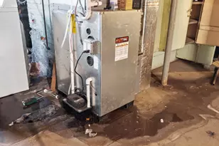 21 Burnap St, Fitchburg, MA 01420 - Photo 34