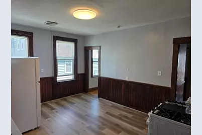 2 Hillside St, 3rd Fl #-, Worcester, MA 01610 - Photo 6