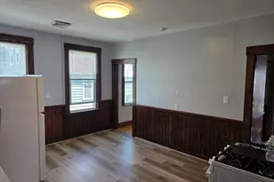 2 Hillside St 3rd Fl, Worcester, MA 01610 - Photo 6