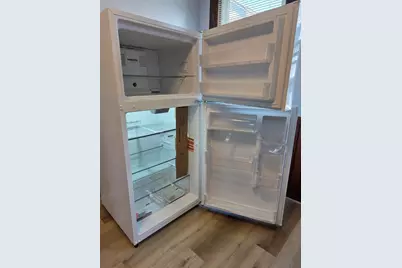 2 Hillside St, 3rd Fl #-, Worcester, MA 01610 - Photo 10