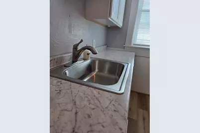2 Hillside St #3, Worcester, MA 01610 - Photo 4