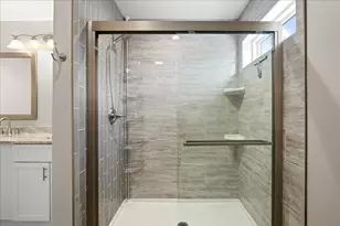 141 Thompson St, Palmer, MA 01069 - Photo 18