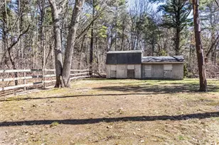 4 Independence Ln, Millis, MA 02054 - Photo 8